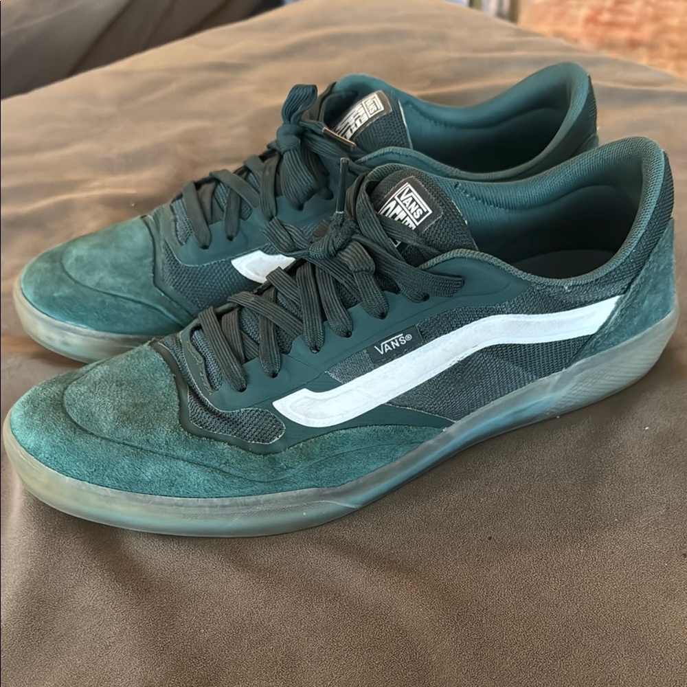 Vans “Ave Pro” Sneakers | Pineclear | Men’s Size 11